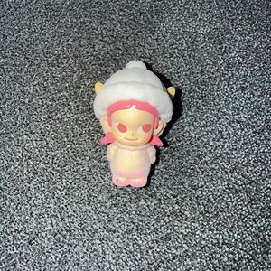 Fluffy and Cozy Zsiga